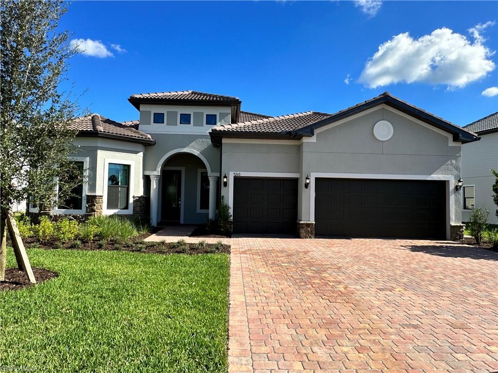 Details for 9260 Cormorant Dr, NAPLES, FL 34120