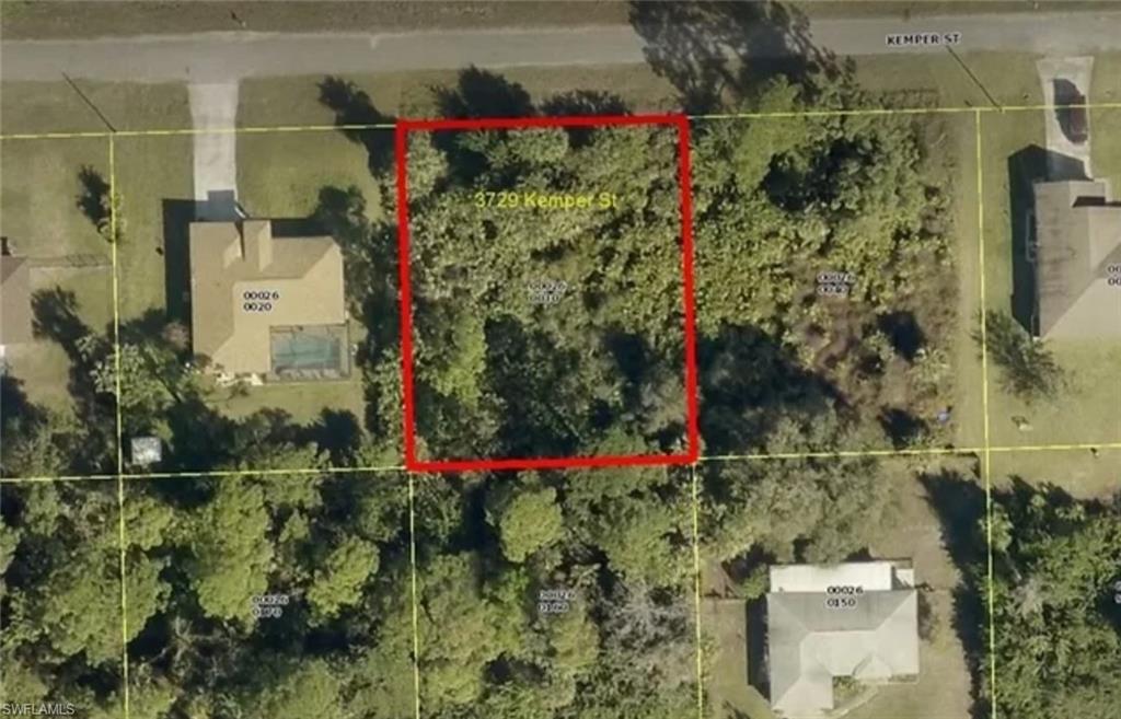 Listing Details for 3729 Kemper St, FORT MYERS, FL 33905