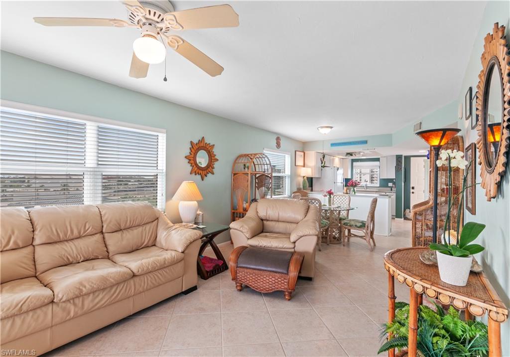 Image 4 of 18 For 6893 Estero Blvd 456