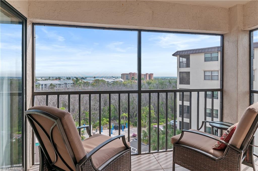 Image 7 of 18 For 6893 Estero Blvd 456