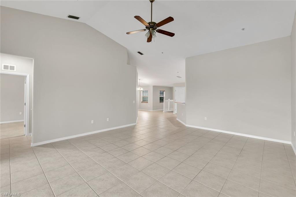 Image 4 of 19 For 10344 Whispering Palms Dr 1904