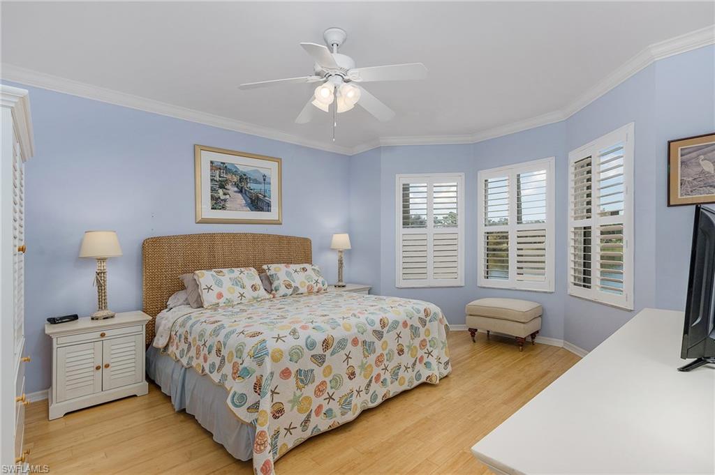 Image 17 of 35 For 20150 Seagrove St 2702