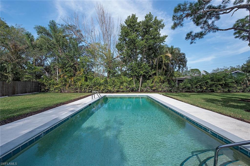 Details for 1281 Diana Ave, NAPLES, FL 34103