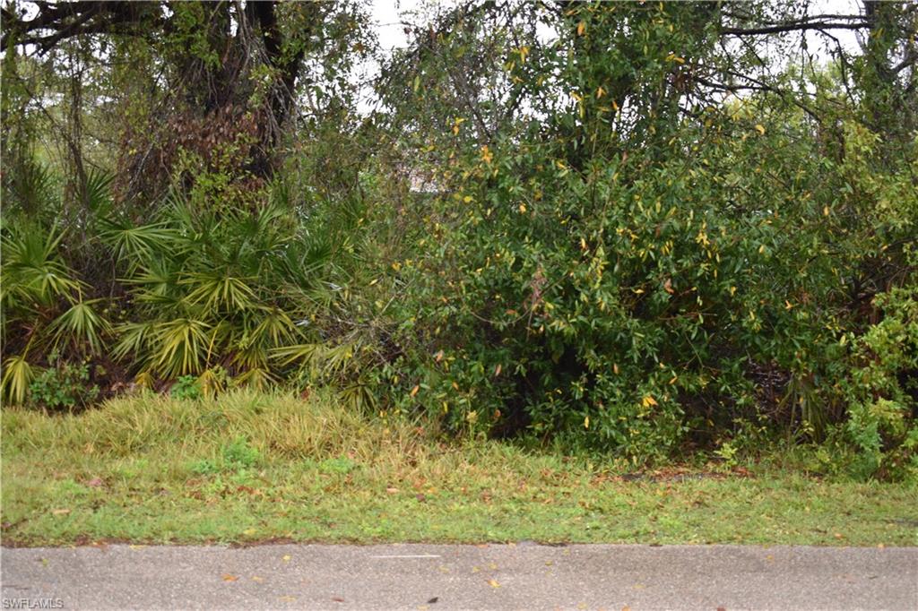 Listing Details for 27456 Sunset Dr, PUNTA GORDA, FL 33955