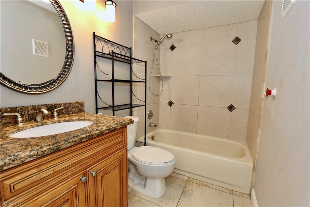 Image 15 of 27 For 2082 Arbour Walk Cir 3124