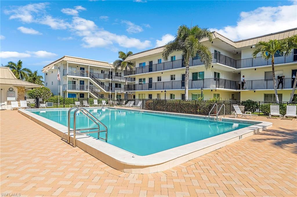 Details for 766 Central Ave 313, NAPLES, FL 34102