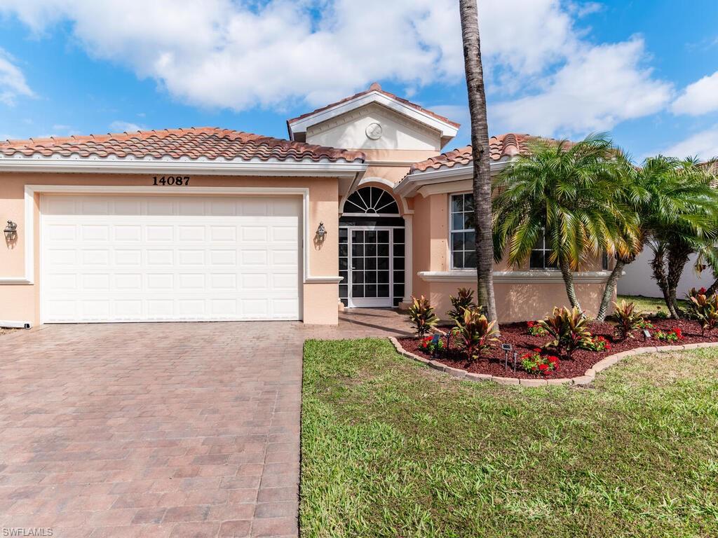 Details for 14087 Mirror Ct, NAPLES, FL 34114