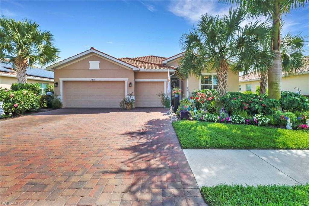 Details for 2215 Vermont Ln, NAPLES, FL 34120