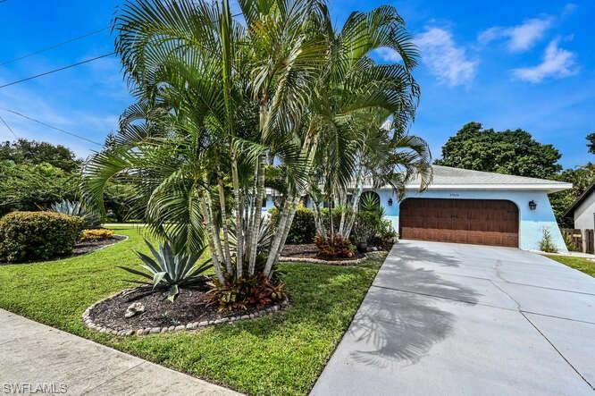 Details for 27640 Michigan St, BONITA SPRINGS, FL 34135