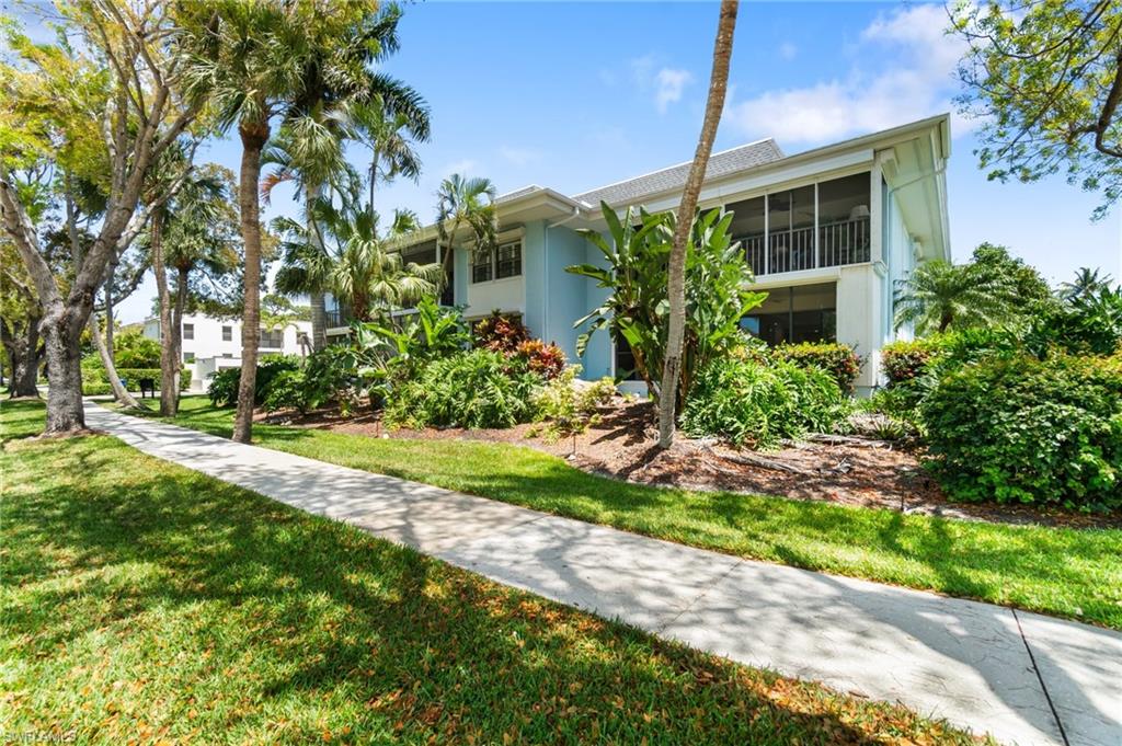 Details for 1071 8th St S 103, NAPLES, FL 34102