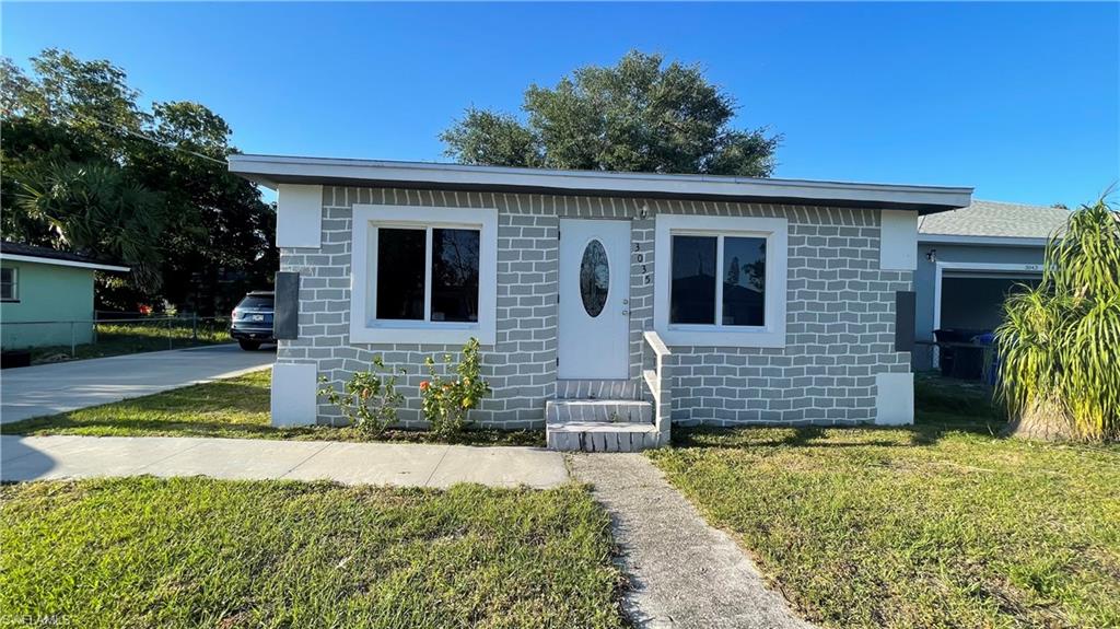 Details for 3035 Dunbar Ave, FORT MYERS, FL 33916