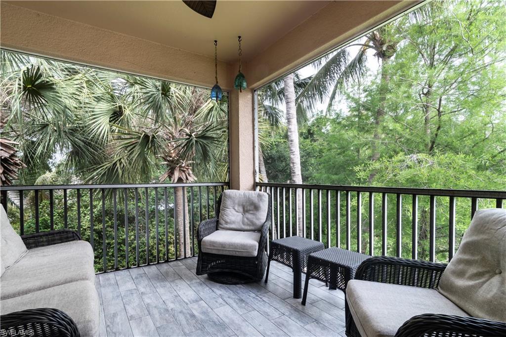 Image 18 of 32 For 9651 Spanish Moss Way 4121