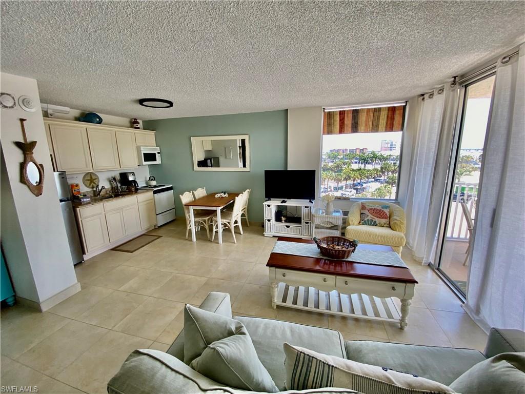 Image 1 of 8 For 7300 Estero Blvd 402