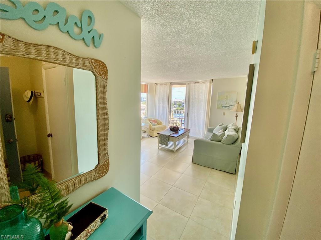 Image 3 of 8 For 7300 Estero Blvd 402