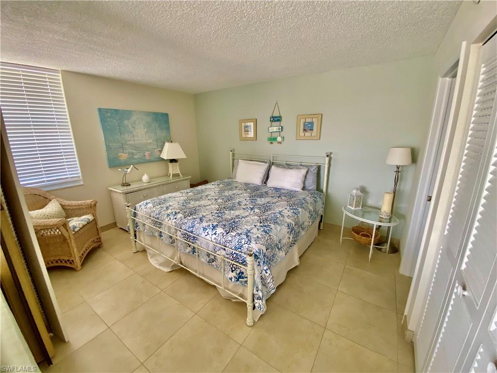 Image 4 of 8 For 7300 Estero Blvd 402