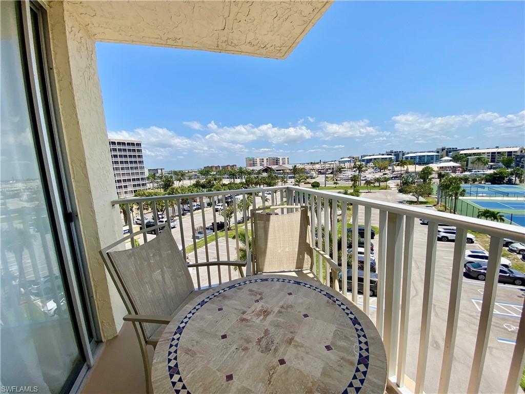 Image 6 of 8 For 7300 Estero Blvd 402