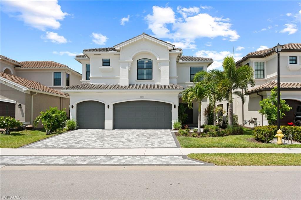 Details for 4654 Kensington Cir, NAPLES, FL 34119