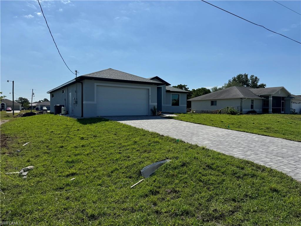 Details for 916 Apple Ave, LEHIGH ACRES, FL 33971