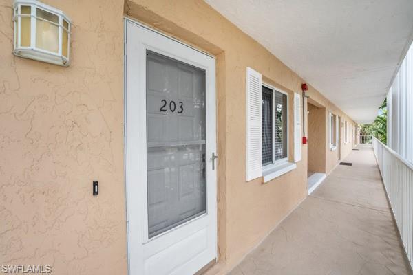 Image 5 of 22 For 3031 Sandpiper Bay Cir F203