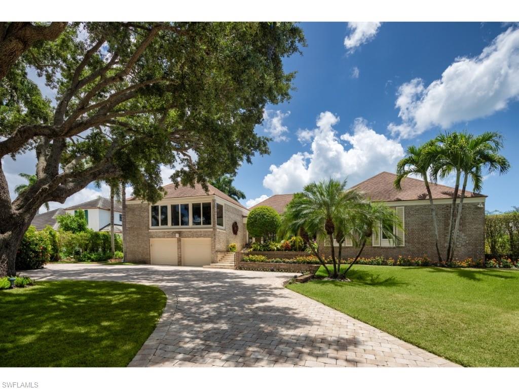 Details for 2610 Half Moon Walk, NAPLES, FL 34102