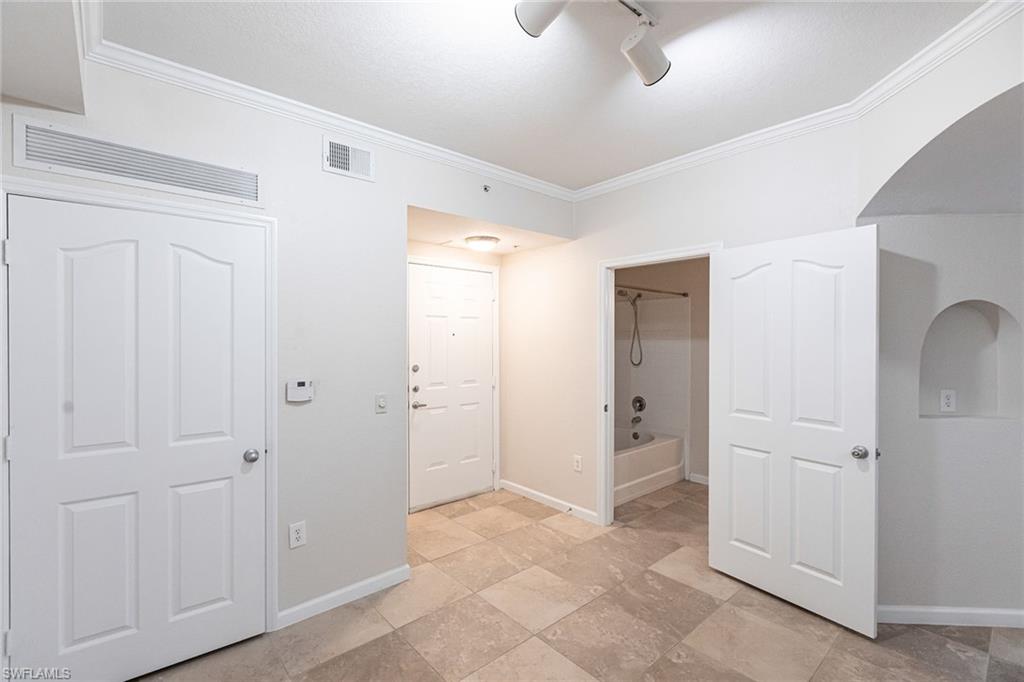 Image 5 of 43 For 12920 Positano Cir 104