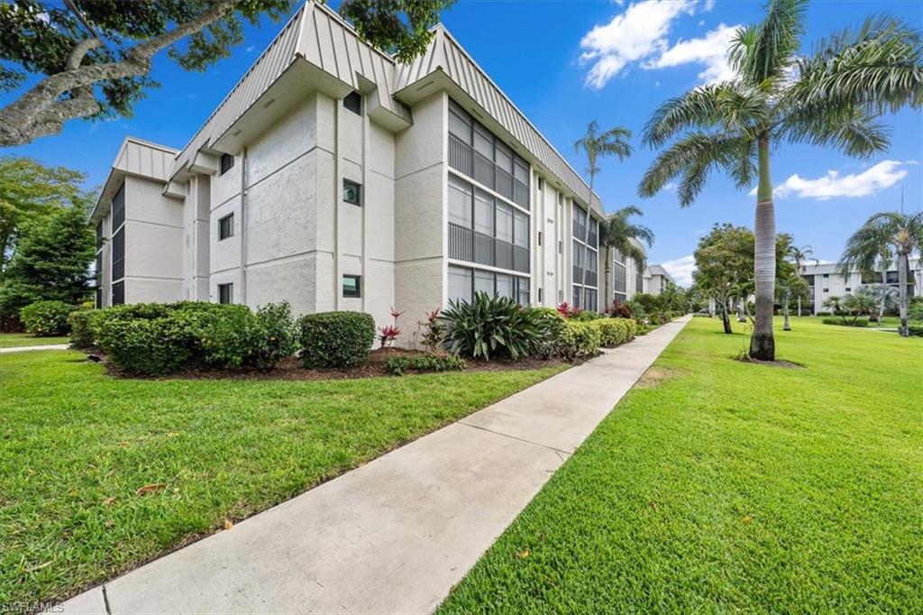 Details for 788 Park Shore Dr D30, NAPLES, FL 34103