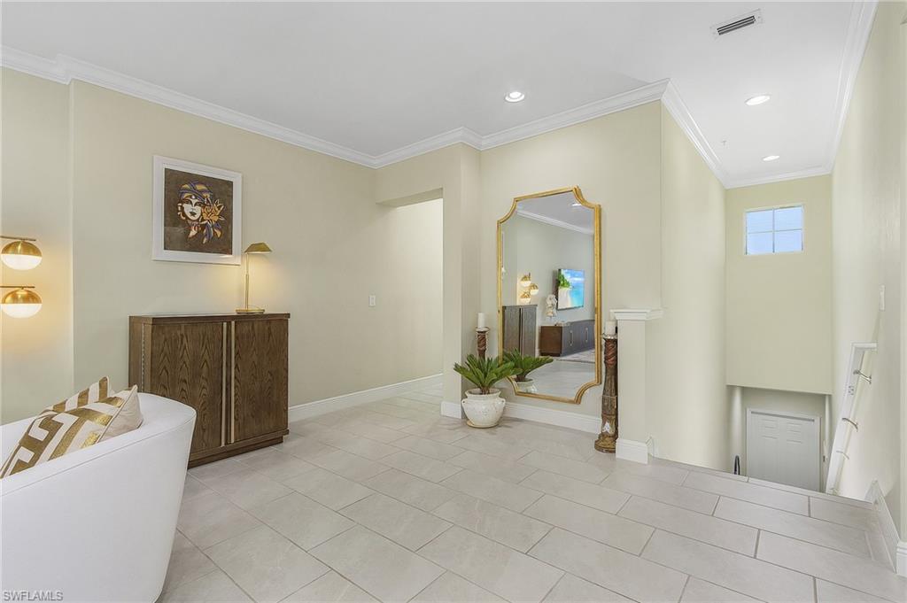 Image 7 of 26 For 6934 Avalon Cir 406