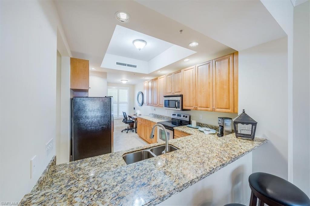 Image 10 of 25 For 5068 Annunciation Cir 4306