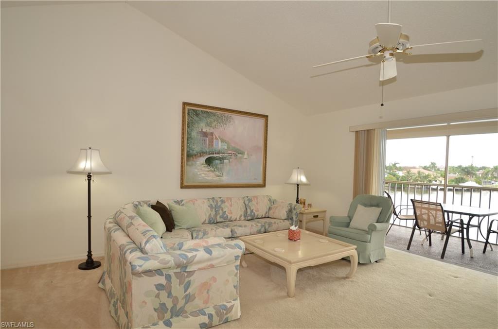 Image 6 of 18 For 10682 Gulfshore Dr 304 C