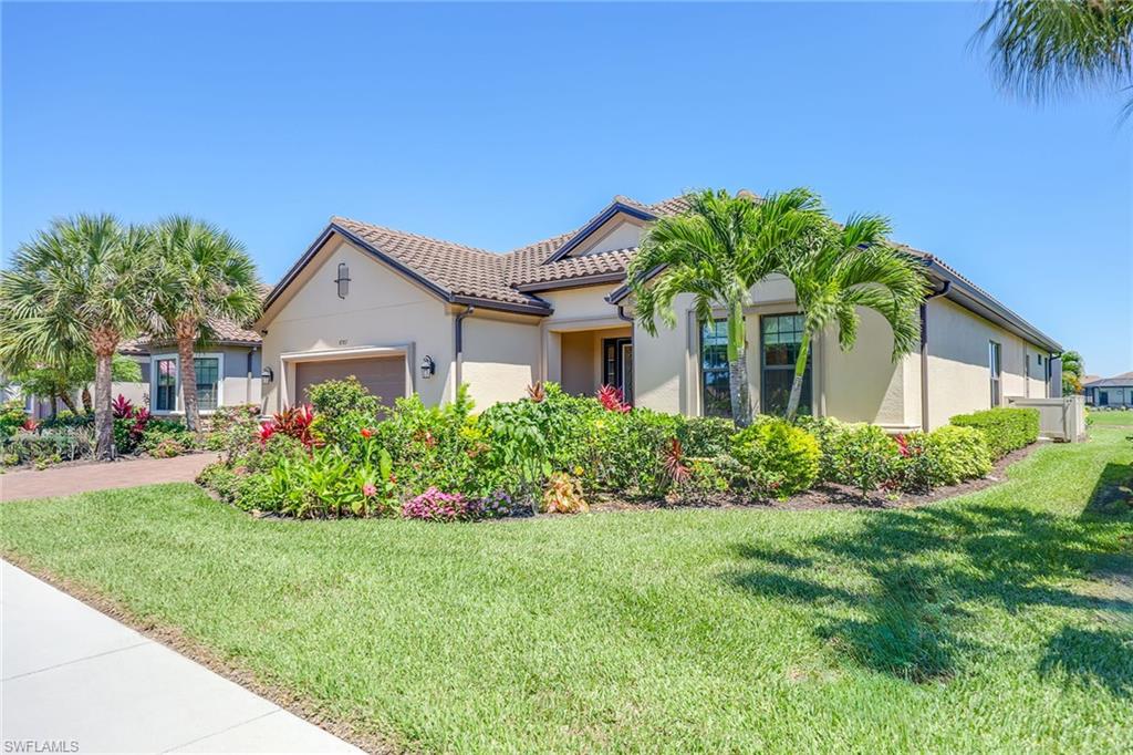 Details for 8382 Viale Cir, NAPLES, FL 34114