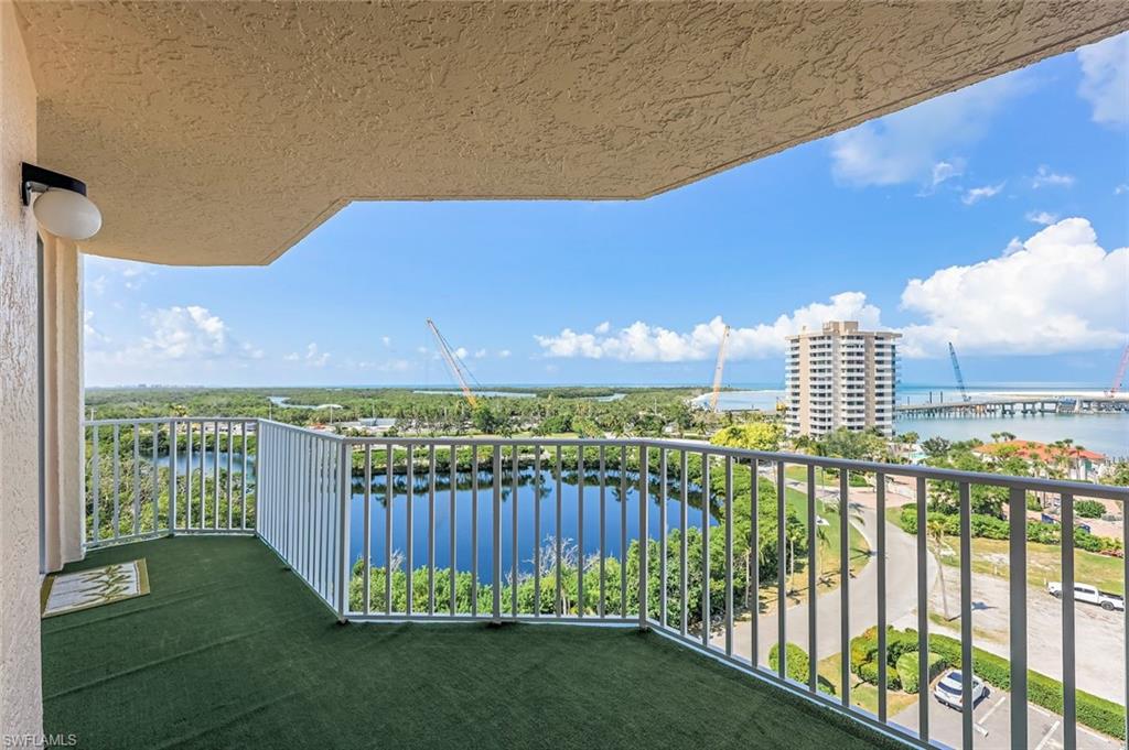 Image 19 of 29 For 8771 Estero Blvd 807