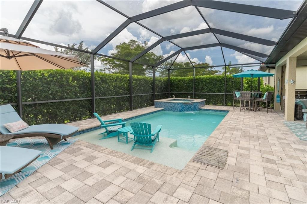 Details for 16366 Barclay Ct, NAPLES, FL 34110