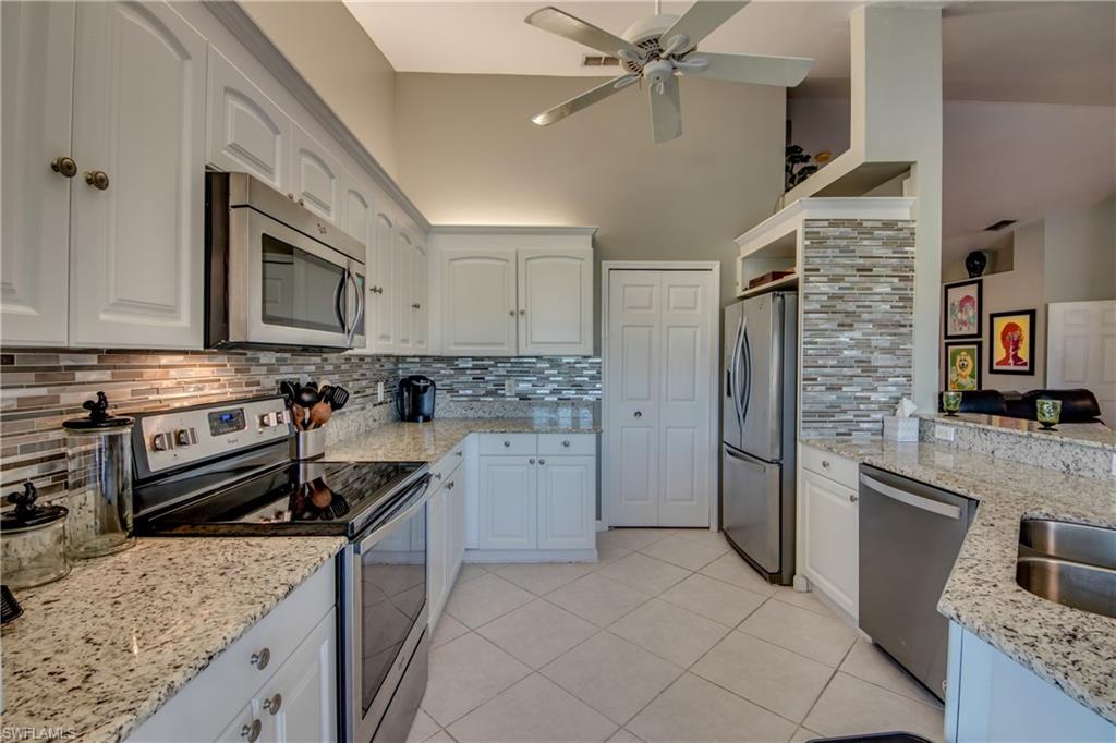 Image 17 of 40 For 14850 Crystal Cove Ct 404