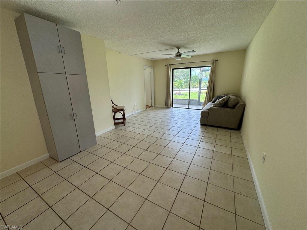 Image 7 of 25 For 4178 27th Ct Sw 101