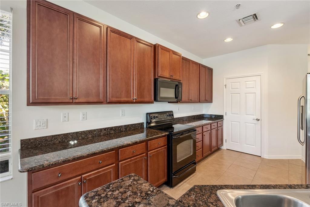 Image 7 of 24 For 12867 Carrington Cir 1-104