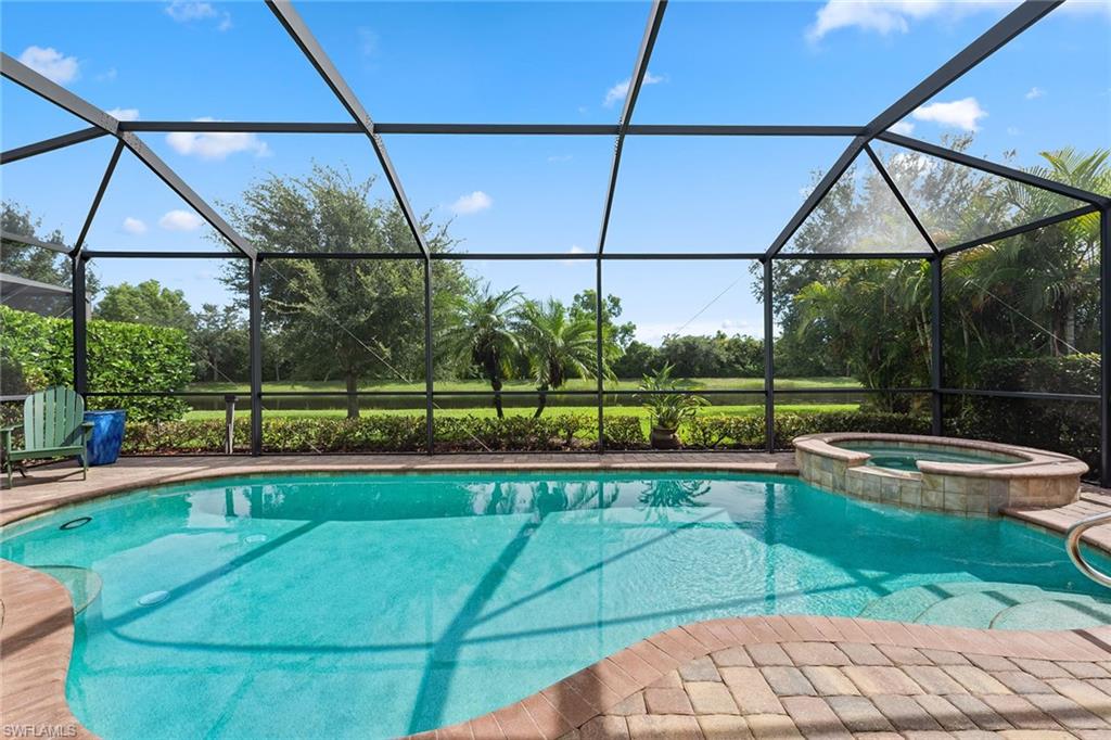 Details for 2834 Aviamar Cir, NAPLES, FL 34114