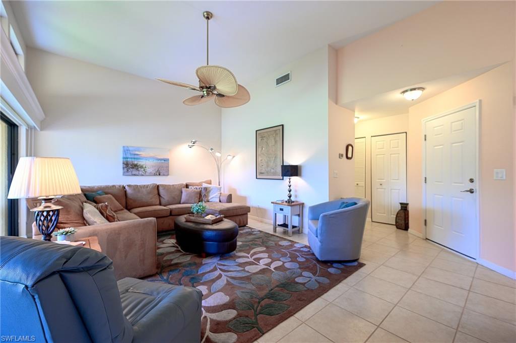 Image 8 of 40 For 559 Beachwalk Cir U-203