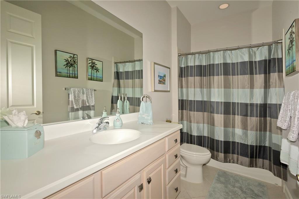 Image 15 of 21 For 10221 Bellavista Cir 203