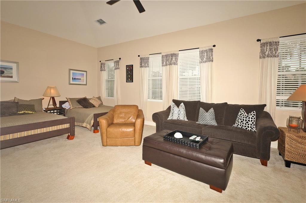 Image 18 of 21 For 10221 Bellavista Cir 203