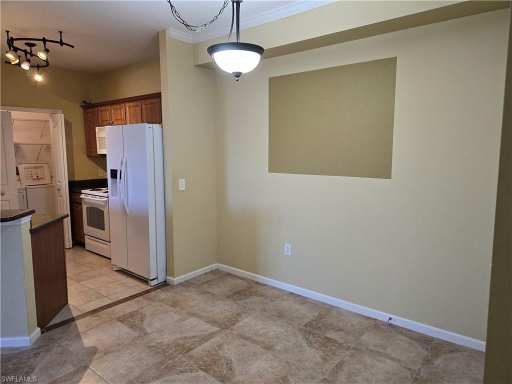 Image 12 of 43 For 12940 Positano Cir 201