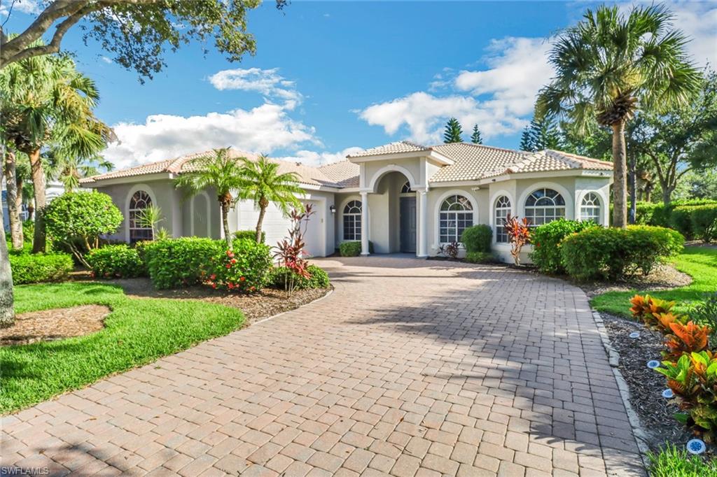 Listing Details for 3906 Recreation Ln, NAPLES, FL 34116