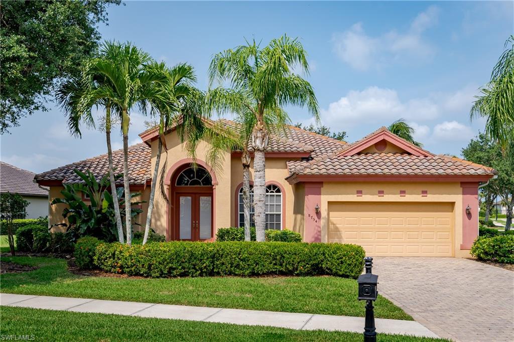 Details for 8754 Hideaway Harbor Ct, NAPLES, FL 34120