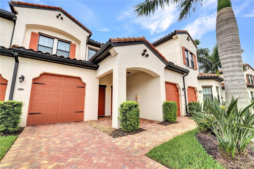 Details for 15148 Palmer Lake Cir 202, NAPLES, FL 34109