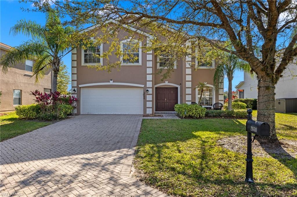 Details for 2660 Fishtail Palm Ct, NAPLES, FL 34120