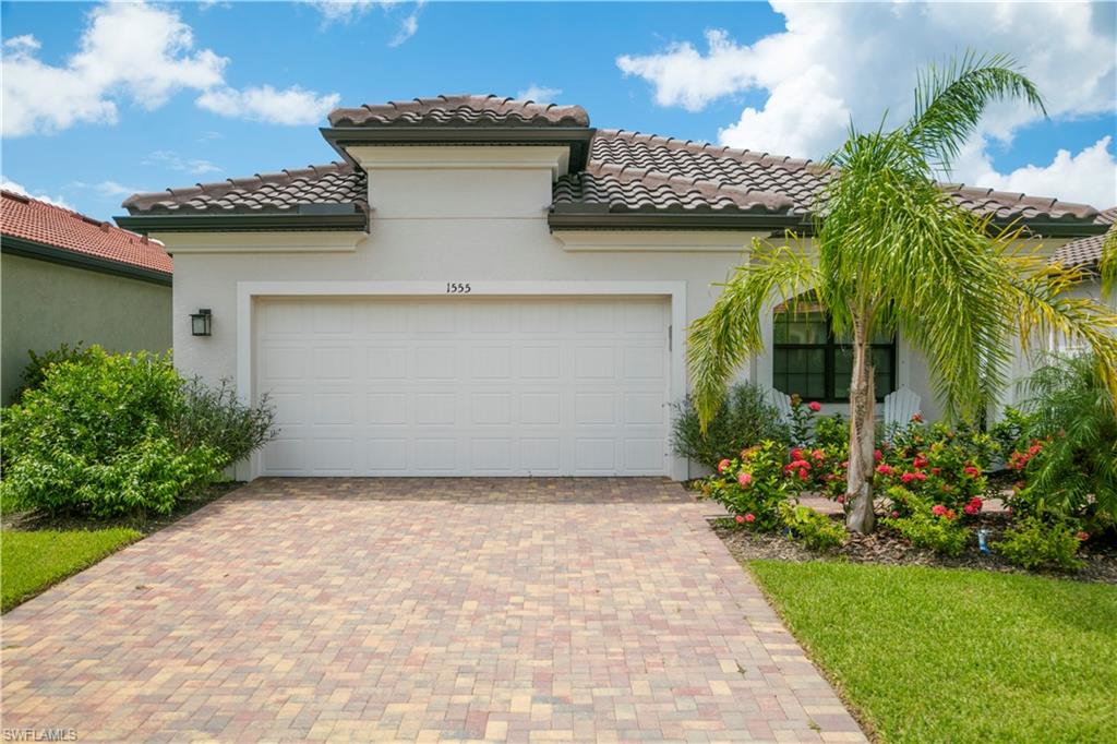 Details for 1555 Marton Ct, NAPLES, FL 34113