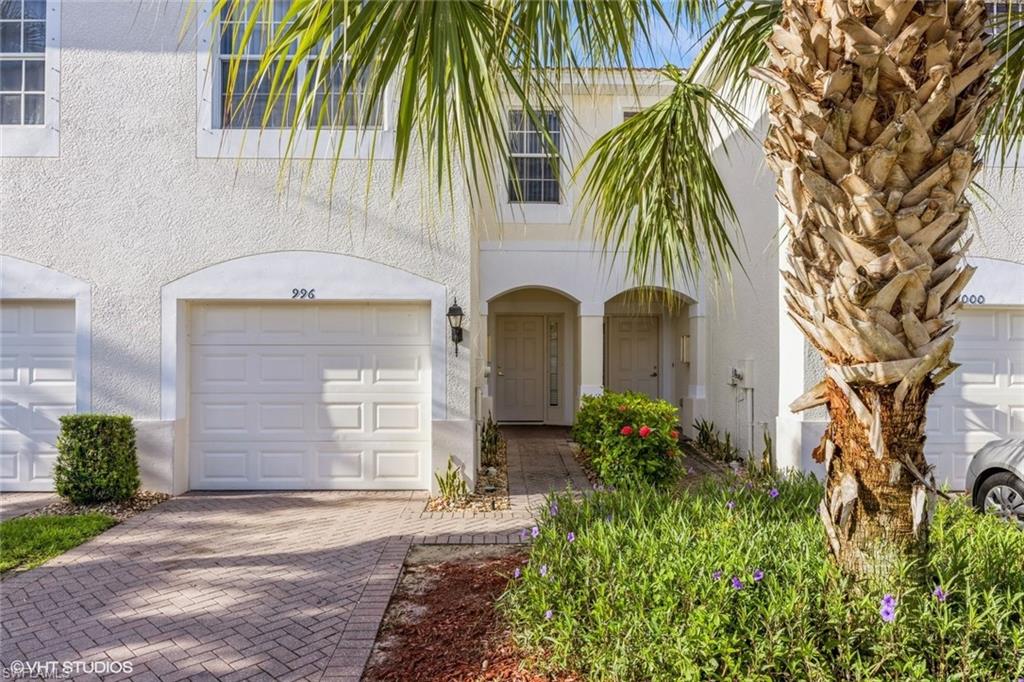 Details for 996 Hampton Cir 71, NAPLES, FL 34105