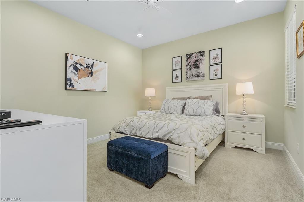 Image 16 of 26 For 6934 Avalon Cir 406