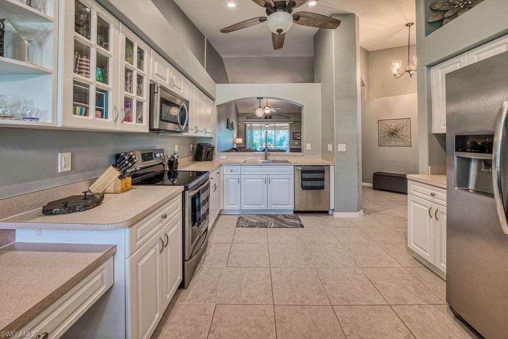 Image 10 of 50 For 8239 Ibis Cove Cir A126