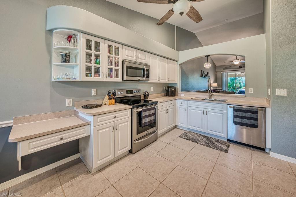 Image 9 of 50 For 8239 Ibis Cove Cir A126