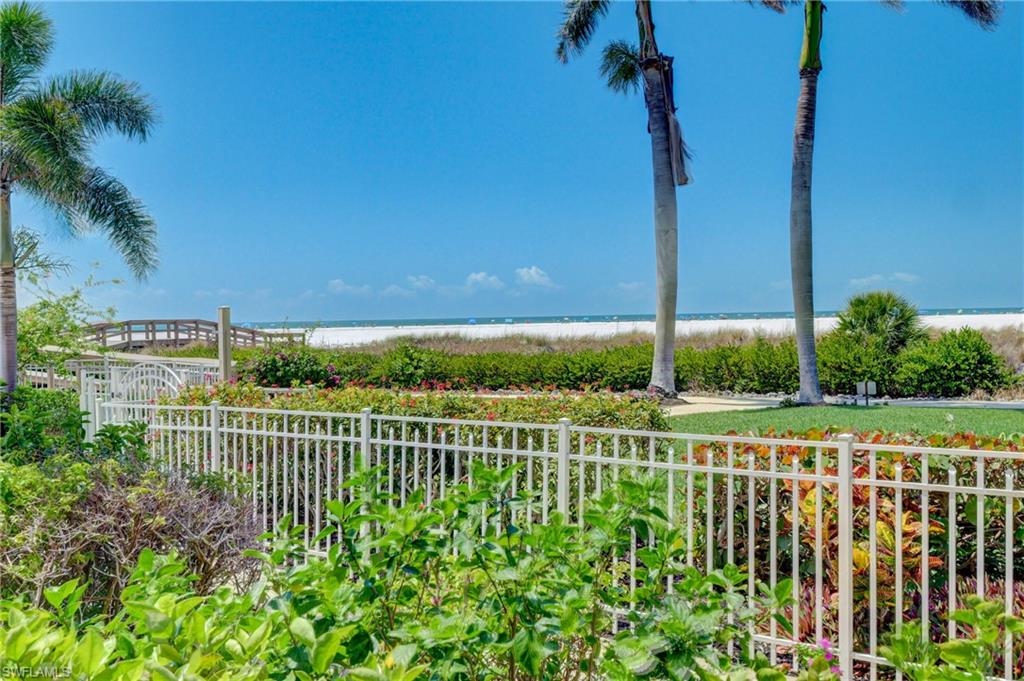 Details for 240 Seaview Ct 111, MARCO ISLAND, FL 34145